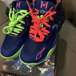 LaMelo ball basketball shoes