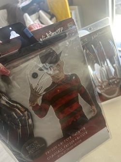 Freddy Costume New  L/XL