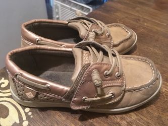 Girls sperrys size 12Y