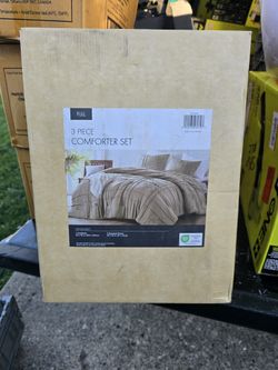 New Full Comforter Set