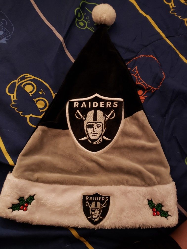 Raiders Christmas Hat