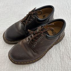 Womens Dr. Martens Casual Shoes Dark Brown Oxford size 9