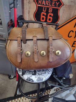"Hard" Leather Motorcycle Saddle Bags