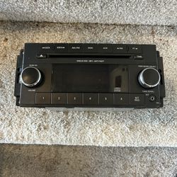 Dodge Grand Caravan Radio 
