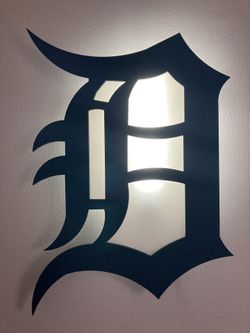 Aluminum Old English D Sign