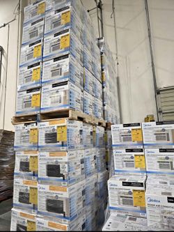 Midea 5,000 Cubic Feet Window AC 150 Square Feet 🥶