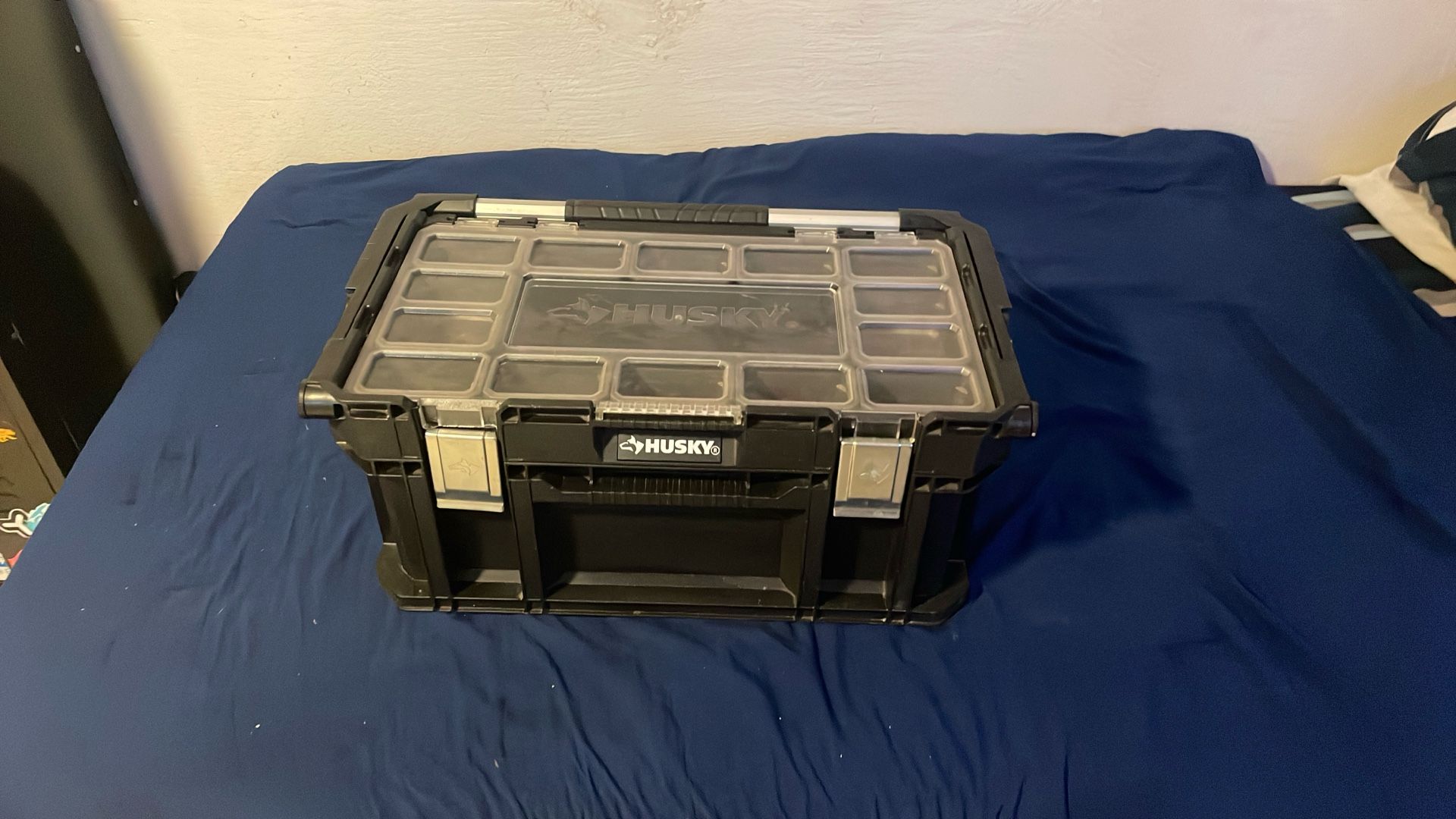 Husky Tool Box With Removable Compartments 