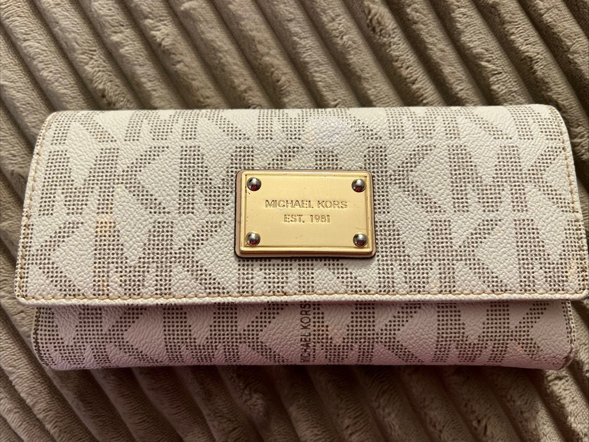 Michael Kors Wallet 