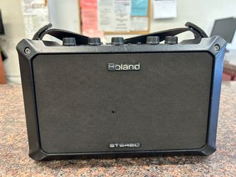 Roland mobile stereo