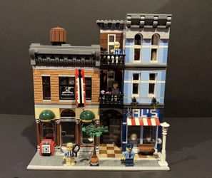Lego Detective Office 10246 Used $200