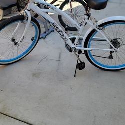 26"  7 Speed Beach Cruiser New