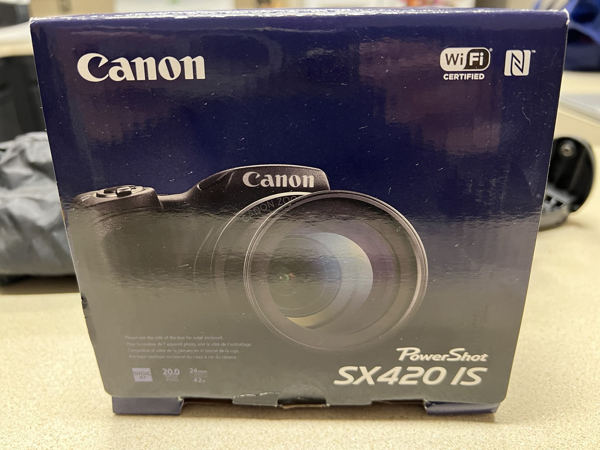 Brand New CANON POWERSHOT SX420 IS - Digital Camera with Stand