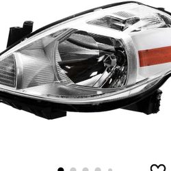 Nissan Versa 2007/2012 Driver Side Headlight