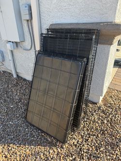 Dog Crates / Kennels