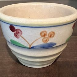 Small Vintage Ceramic cup/bowl - light yellow with painted flowers 