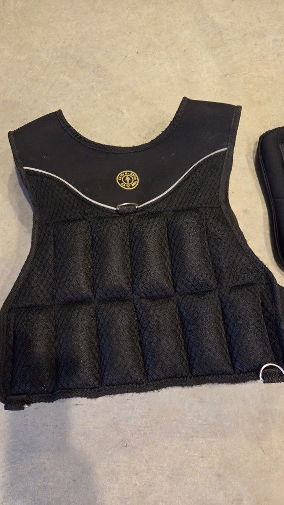 Golds Gym Weighted Vest With Ankle/ Wrist Weights