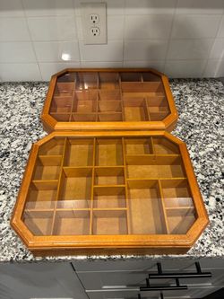 Vintage octagonal wall-hanging curio display