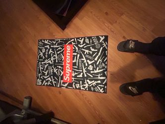 Supreme teen rug