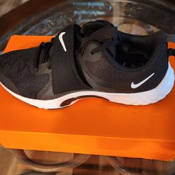 Tenis nike nuevo en caja size 6.0 Firm