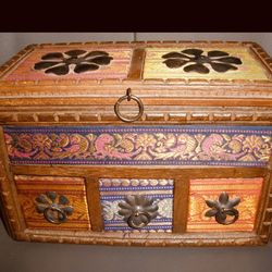 Vintage 60s boho indian carved wooden box