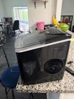 Ice machine
