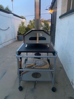 Ooni Pro Pizza Oven