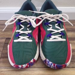 Boys Nike Zoom Giannis Freak 5, SIZE 6.5 Basketball Shoes 