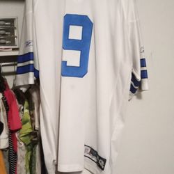 SPORTS WEAR JERSEYS/T-SHIRTS /JACKET