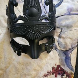 New Black  Mask.excellent Condition 