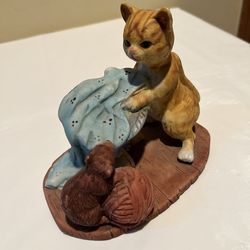 Vintage Orange Tabby Cat with Mouse Figurine Porcelain