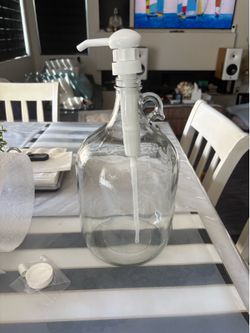 laundry detergent dispenser