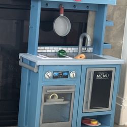 Kids Toy kitchen 