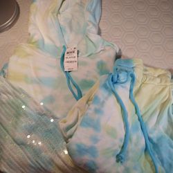 Macy's Sweatshirt And Sweatpants NEW W Tag