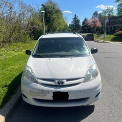 2008 Toyota Sienna