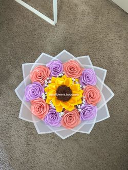 Sunflower with 10 roses eternal bouquet