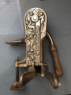 Vintners Wine Bottle Opener