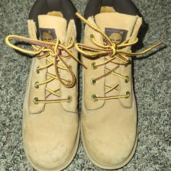 TIMBERLAND KIDS BOOTS SIZE-12 FOR SALE