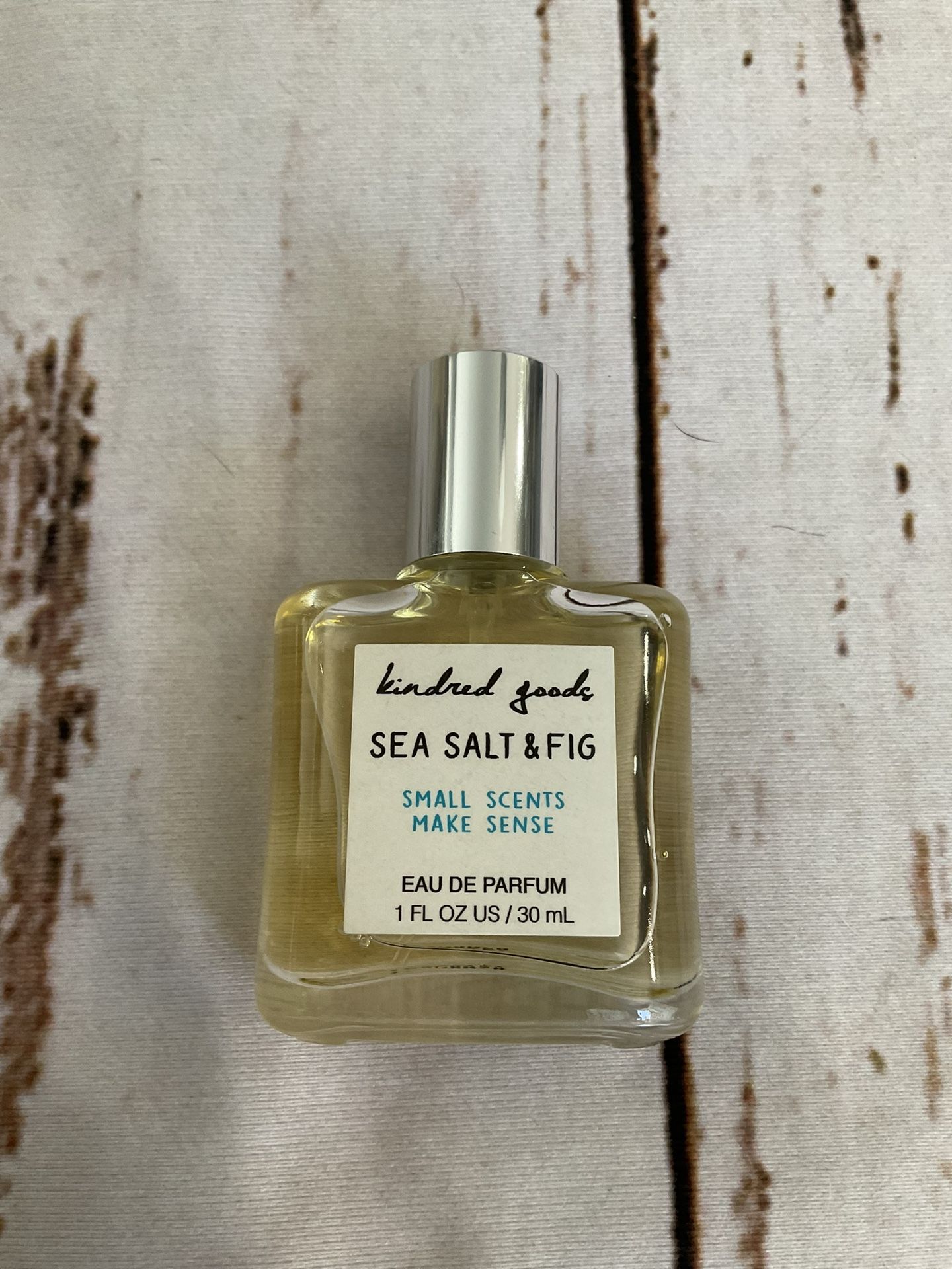 OLD NAVY KINDRED GOODS SEA SALT AND FIG SMALL SCENTS MAKE SENSE 1fl OZ