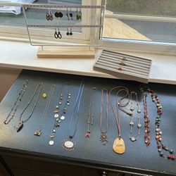 LOT OF BRONZE/GOLD JEWELRY!!! (necklaces, earrings, rings)