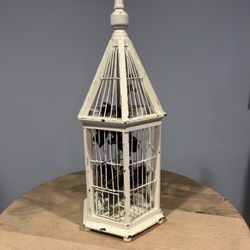 Decorative birdcage 