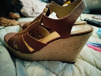 Michael Kors size 9.5