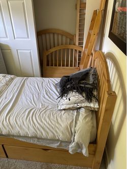 Bunk beds - free