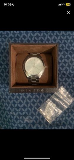 Mk Micheal kors used watch silver