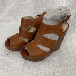 Coach Jazlyn Wedged Heel Size 6.5