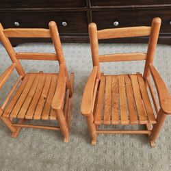 Lipper Child's Eco Friendly Rubberwood Wooden Rocking Seat Chairs, Pecan Finish