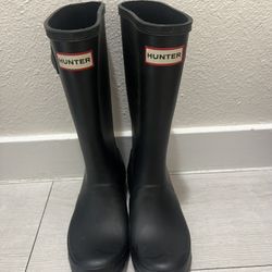 Boots Kids Size 3-4
