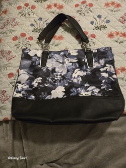 Simply Vera, Vera Wang Black Floral Tote Purse