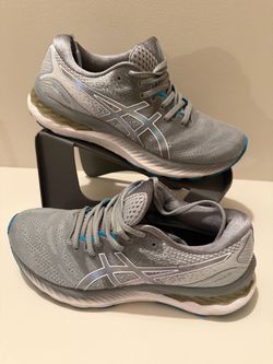 ASICS GEL-Nimbus 23 pre owned women’s size 8.5