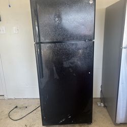 GE Black Refrigerator