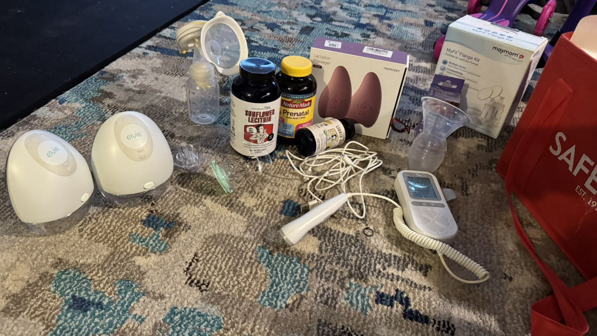 BREASTFEEDING MOMMY KIT